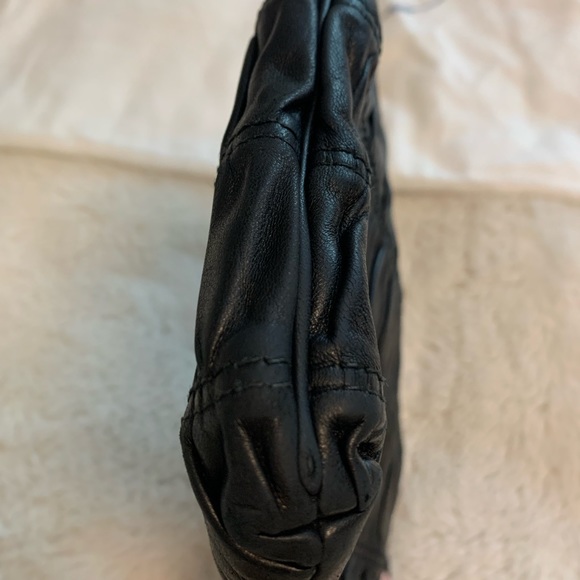 💯 Authentic Prada Nappa Gaufre crossbody purse - Picture 4 of 16